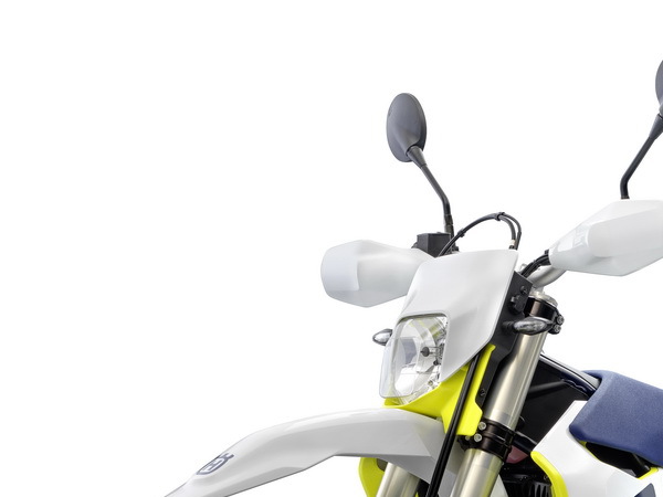 ��˼����2021��701��·ԽҰ/����ԽҰ