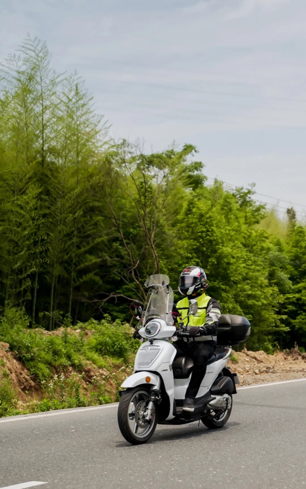 �������СĦ�У�����񺣳���