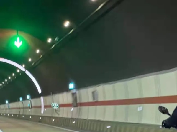 �޼�525R�����ٹ�·�ϵ�����С����