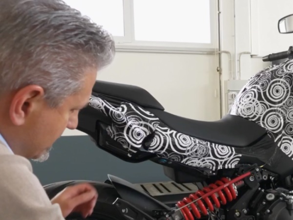 ����ĥһ����ǿ��ǻ����ܣ�RX6����ƪ��