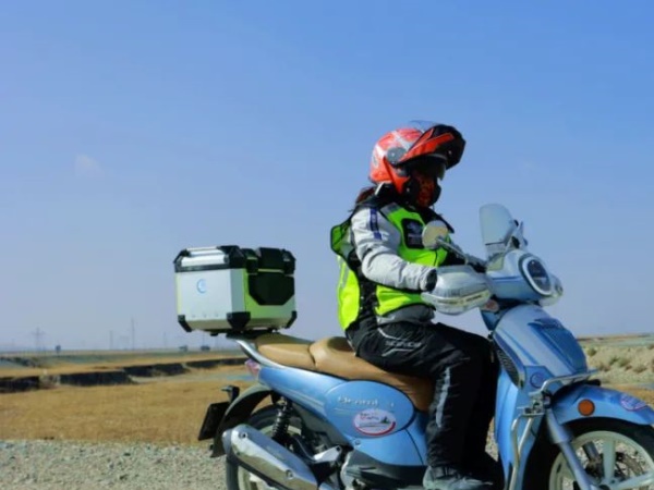 ��������Ħ�ð�����������ʵ����