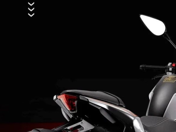 49999Ԫ��QJMOTOR�����¿�׷600��ϸ�ڸĶ�