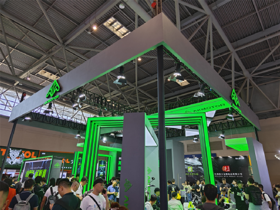 �����ģ������ҵġ���AKMOTOR�й�Ħ������Ʒ���㲢�����ۼ�