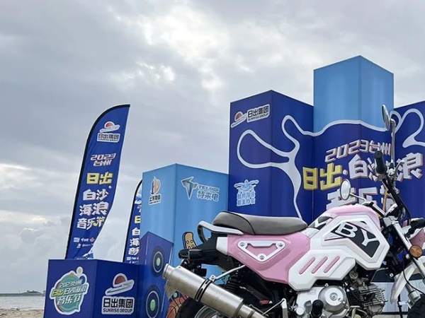 �ټ�����ɳ�壡һ�������ױȵ�����ʢ�磡