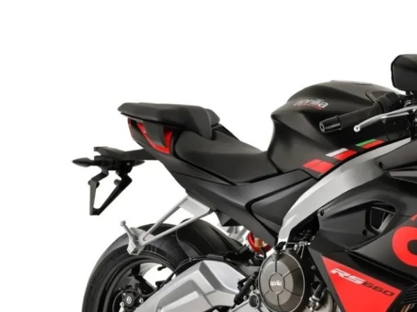 �м�����Ѫͳ����Ԧ���з�ɣ�APRILIA RS 660