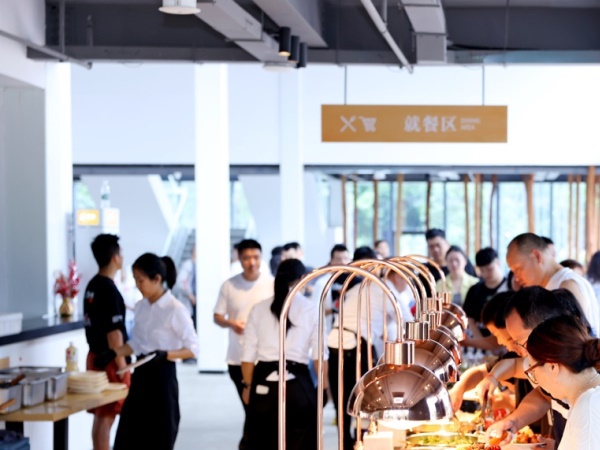 һ������-����F125����ʢ�磬ȫ��180��368�꽻����ʽͬʱ����