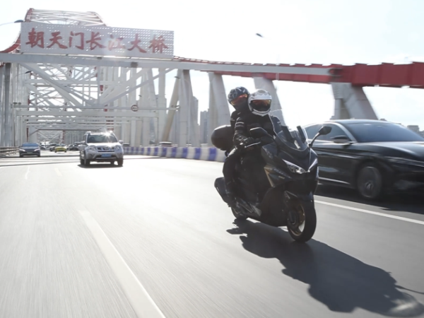 �����ST250һ�𣬸�����������ջ���