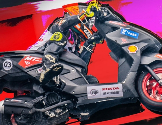 ��ļ���CRRC �´��ޱ��� 125cc RX��ս�� �Ͼ�վ��������