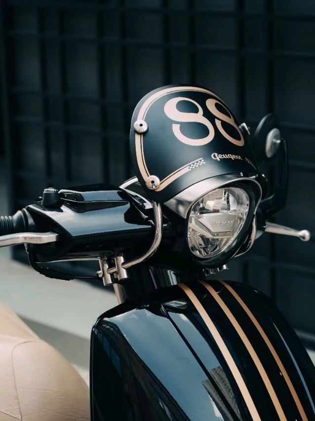 ���죬�����Ħ��DJANGO CLASSIC CAFERACER����