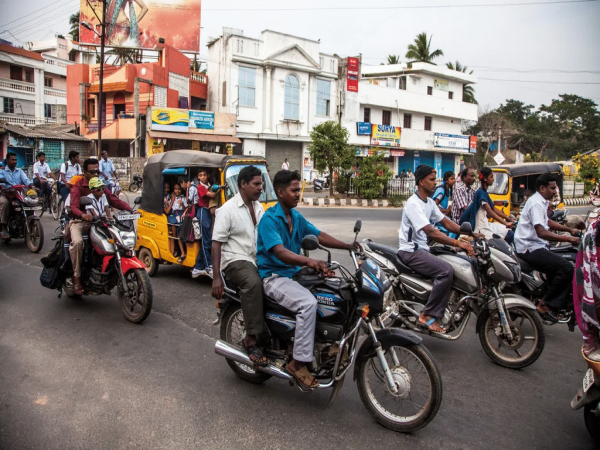 ���ھ������ڻ�������������Ħ�г�����������Щ�����ˣ�