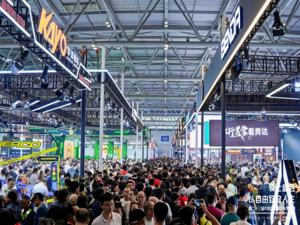 25���˹���ȫ��Ħ��ʢ�ᣬ2025�й�Ħ����Բ���չ�