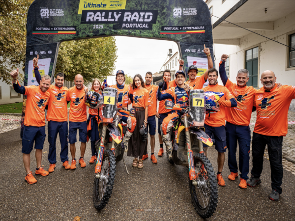 ��ѩ���������ݣ�500F���Ϲ��հ�ȫϵ�����ߣ�/ һ˾���ٱ�Ħ�о��ڣ���20��Ħ�г���Χ׷ �� ��̳ͷ��