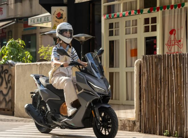 150̤������Ա��������ƽ̤RT150S