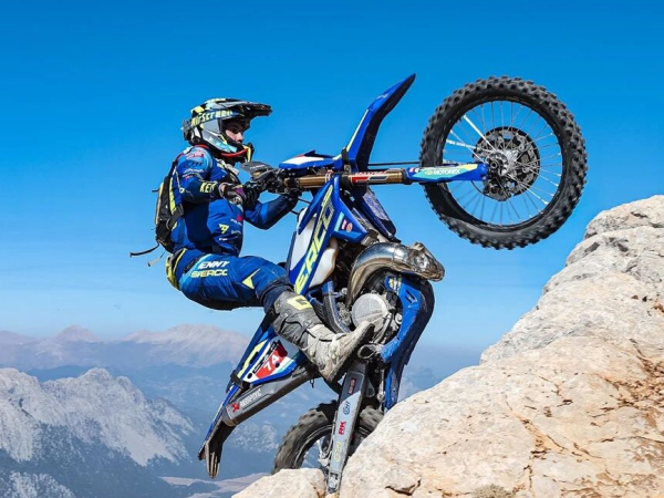 ����ǩԼ���綥�����֣�MT���ͽ���һ��ǿ����