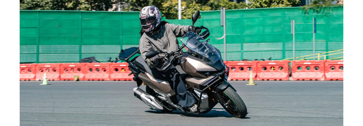 �����׿����150ADV ̤��ʵ�⣺�´��ޱ��� NS150XC��ͬ����һ�ݵĺ������ñ��