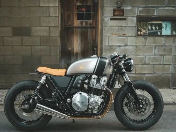 ��β���� ����CB1100