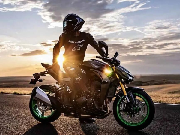 �������������ȫ�׵�أ�����ĥһ�����ۼ�149800Ԫ