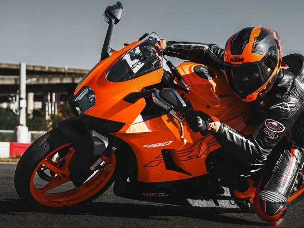 �������ʤ������KTM 450RC����